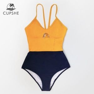 CUPSHE YELLOW & NAVY CUT OUT ONE PIECE SWIMSUIT M